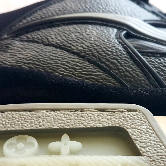 Louis Vuitton Trainer Eclipse - Picture 6 of 9